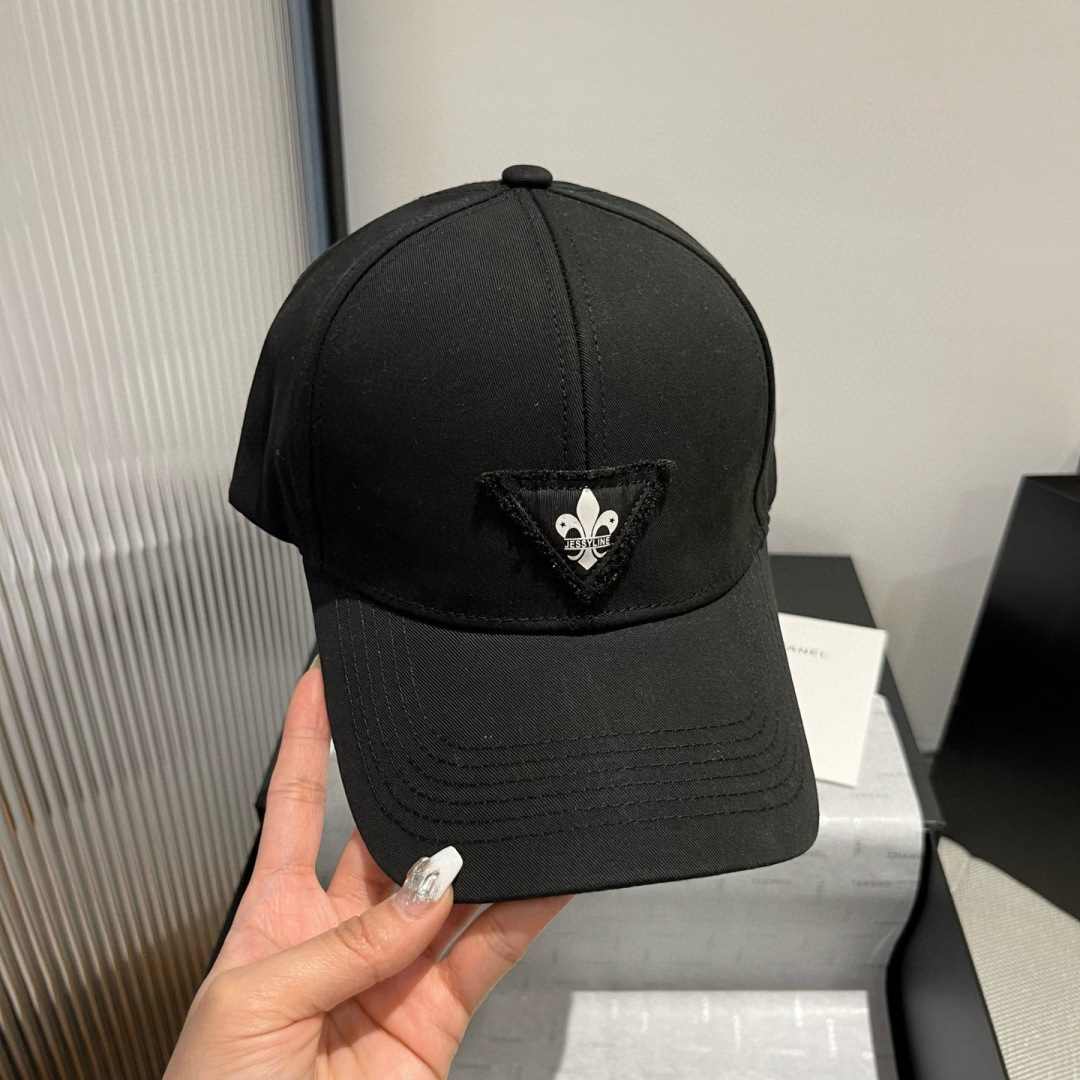 NO:228984,Crosin baseball cap, male and female, head circumference 57cm hat, straw hat fisherman hat baseball cap, hat, chrome hearts, espadrilles, hats19860909克罗心鸭舌帽,男女通用、头围57cm帽子草帽渔夫帽棒球帽,帽子,chrome hearts,espadrilles,hats,hat