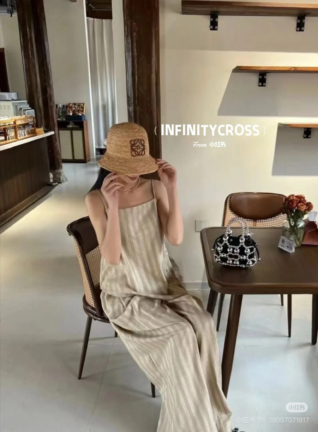 NO:228982,LOEWE Loewe, official style, high-end customization, head circumference 57cm hat, straw hat, fisherman hat, baseball hat, hat, loewe, loewe, espadrilles, hats19860909LOEWE罗意威拉菲草,官方款,高端定制,头围57cm帽子草帽渔夫帽棒球帽,帽子,loewe,loewe,espadrilles,hats,hat