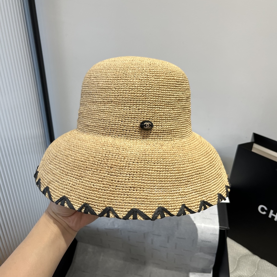 P

Chanel香奈儿新款拉菲草帽，纯手工钩织，灯笼草帽，超级重工  头围57cm