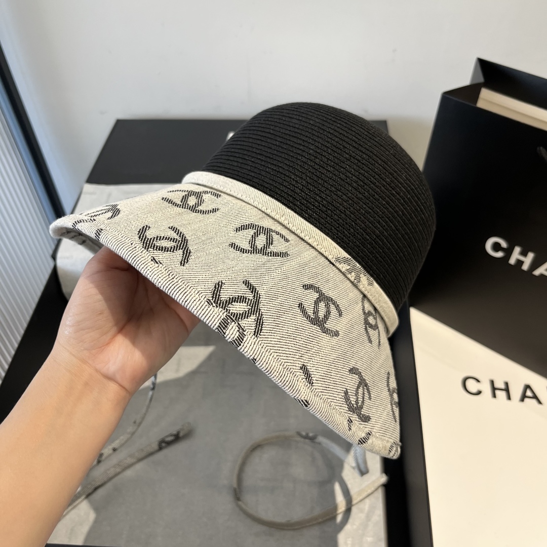 P

Chanel香奈儿草帽，高级定制，头围57cm。