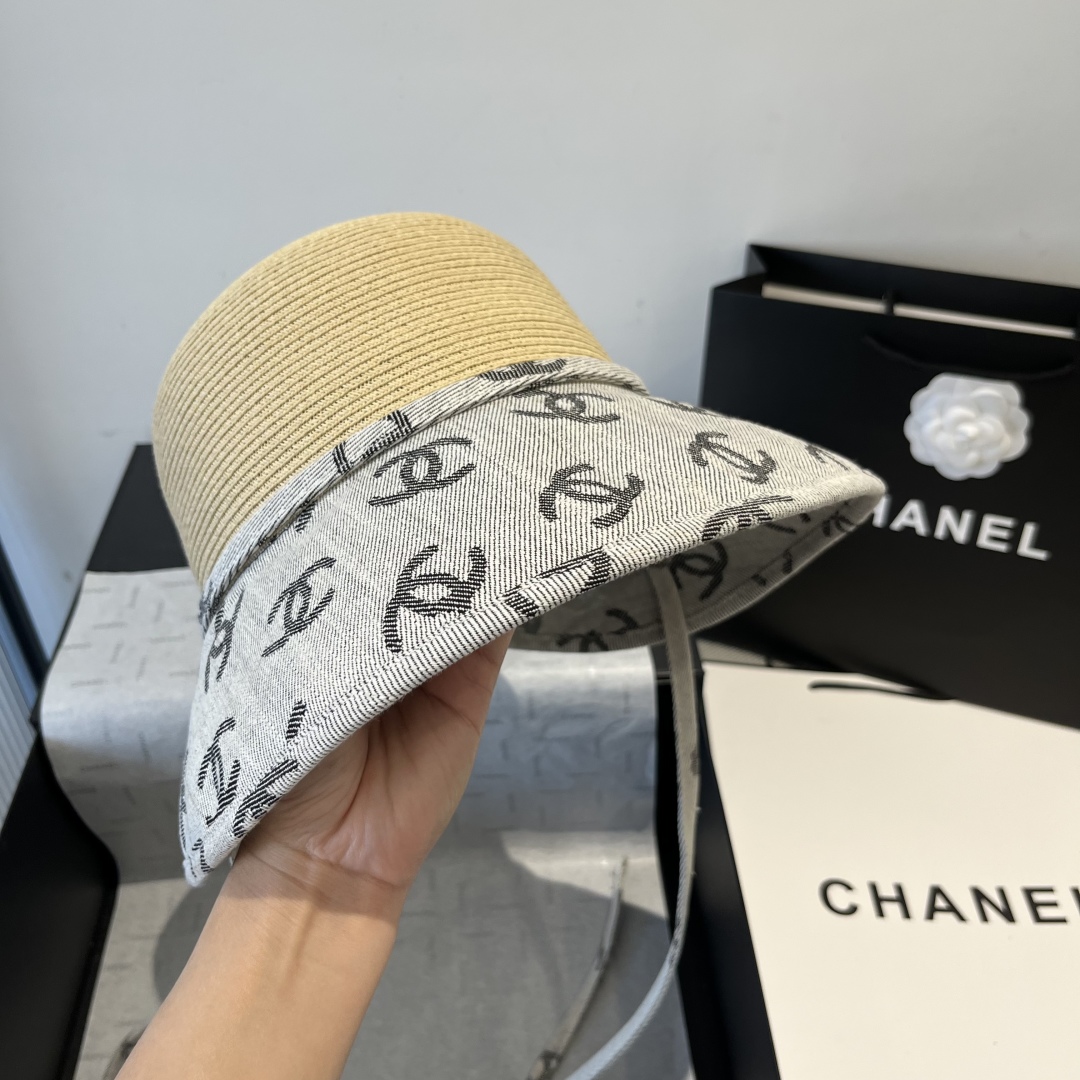 P

Chanel香奈儿草帽，高级定制，头围57cm。