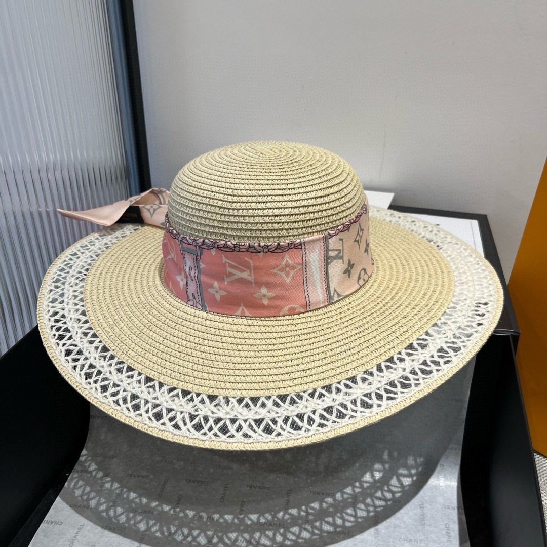 P

Lv草帽，大帽檐新款遮阳帽，沙滩帽，头围57cm