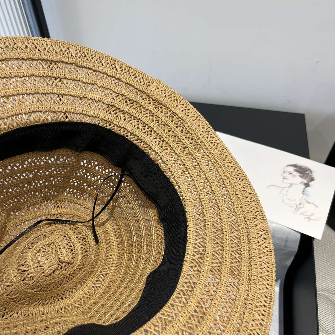 P

普拉达Prada新款礼帽，遮阳草帽，头围57cm