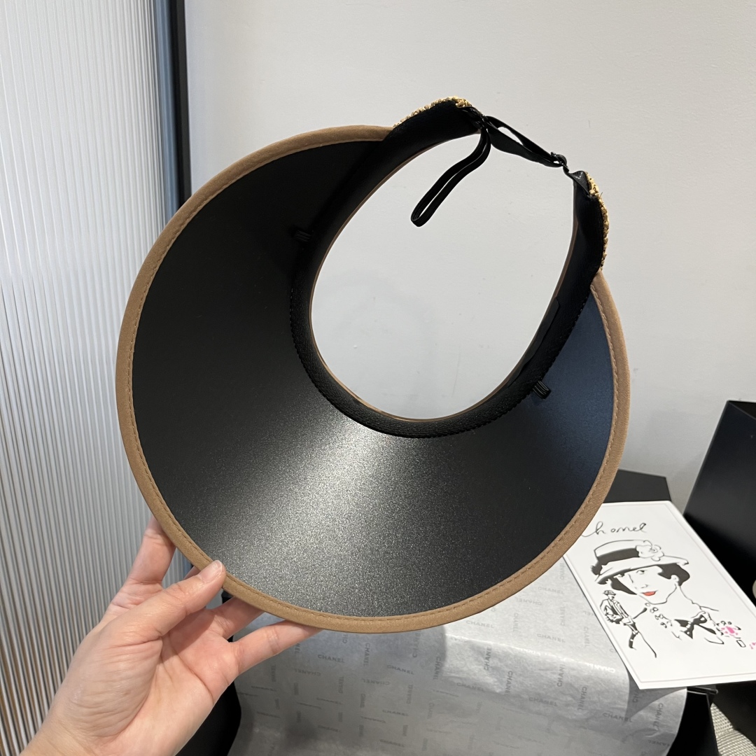 P

Prada普拉达新款空顶发箍遮阳帽，可调节，头围57cm