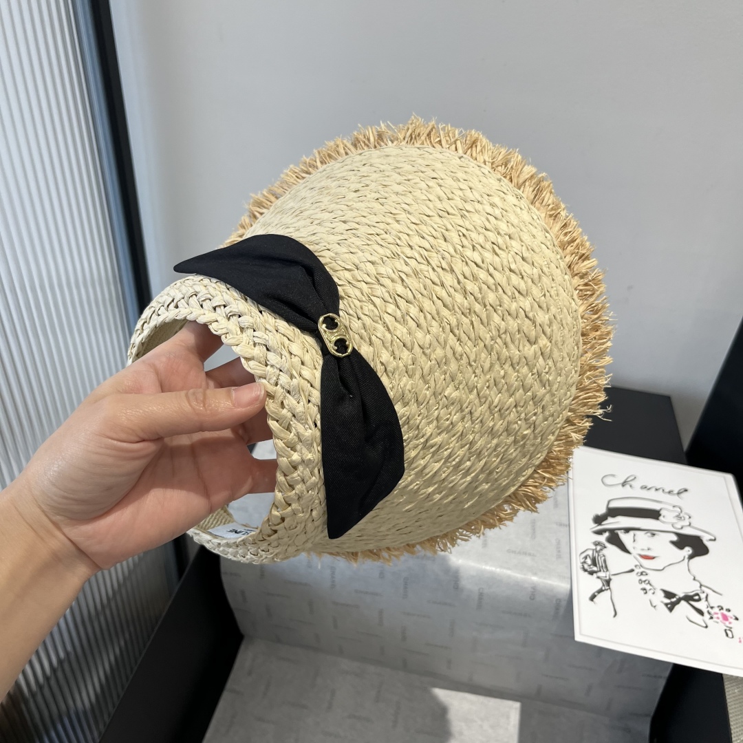 P

Celine赛琳新款草帽，空顶蝴蝶结遮阳帽