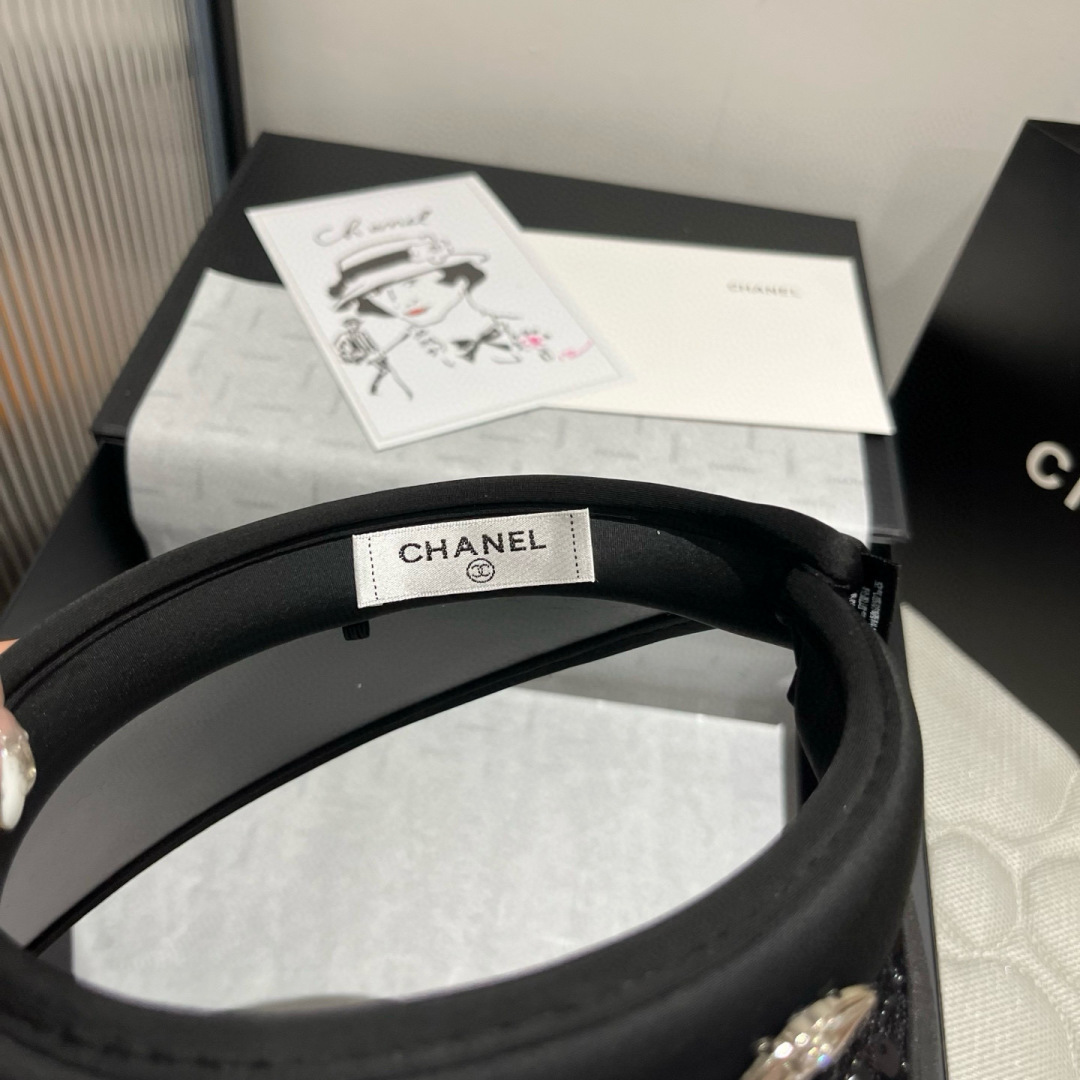 P

Chanel香奈儿珠片发箍，遮阳空顶帽