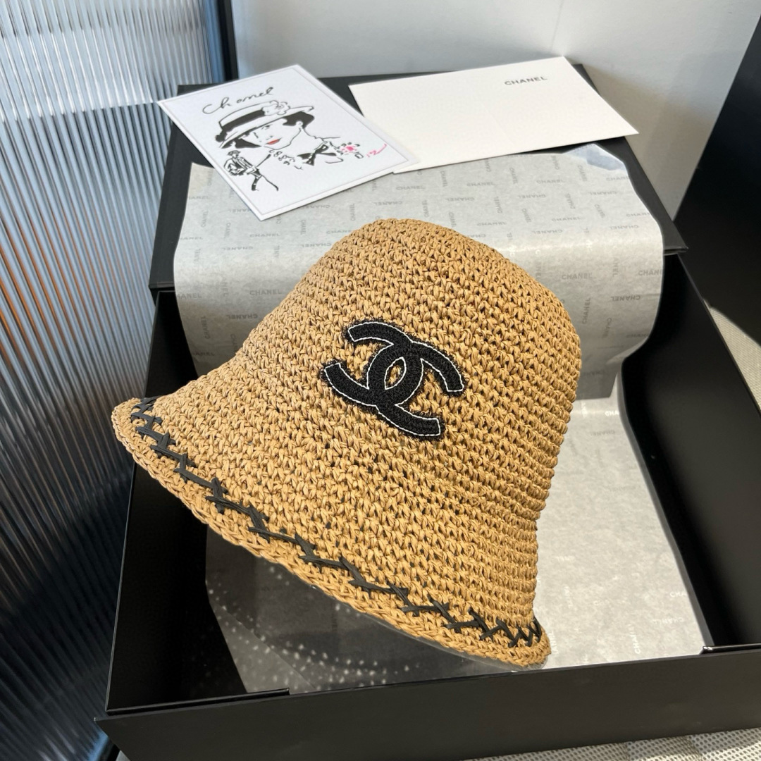 P

香奈儿Chanel 新款草帽，手工钩织草编帽，可折叠，携带方便，头围57cm