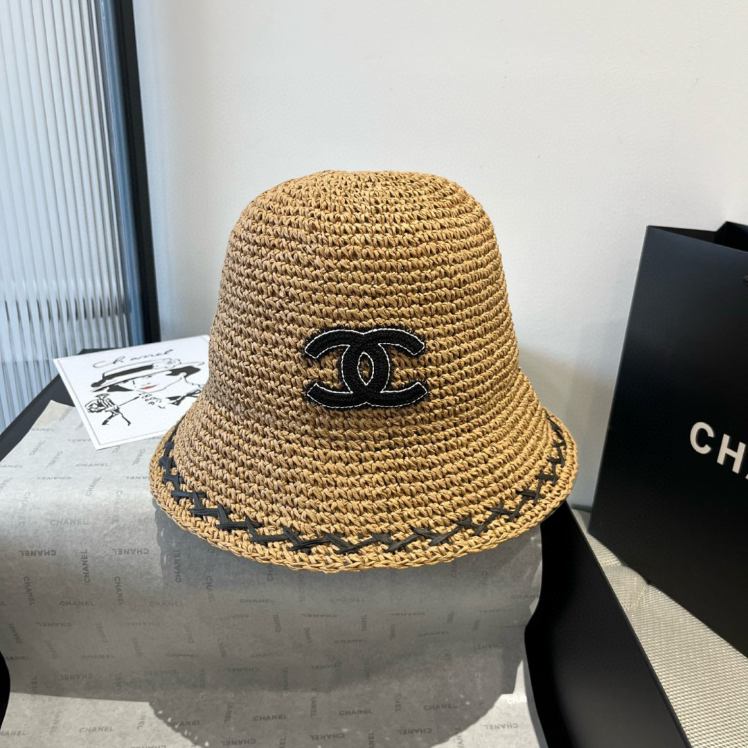 P

香奈儿Chanel 新款草帽，手工钩织草编帽，可折叠，携带方便，头围57cm