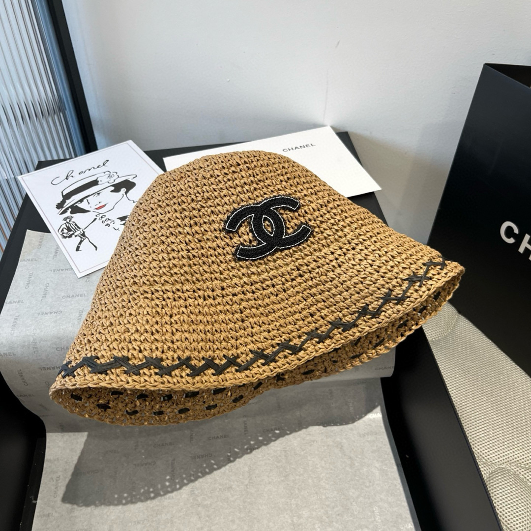P

香奈儿Chanel 新款草帽，手工钩织草编帽，可折叠，携带方便，头围57cm