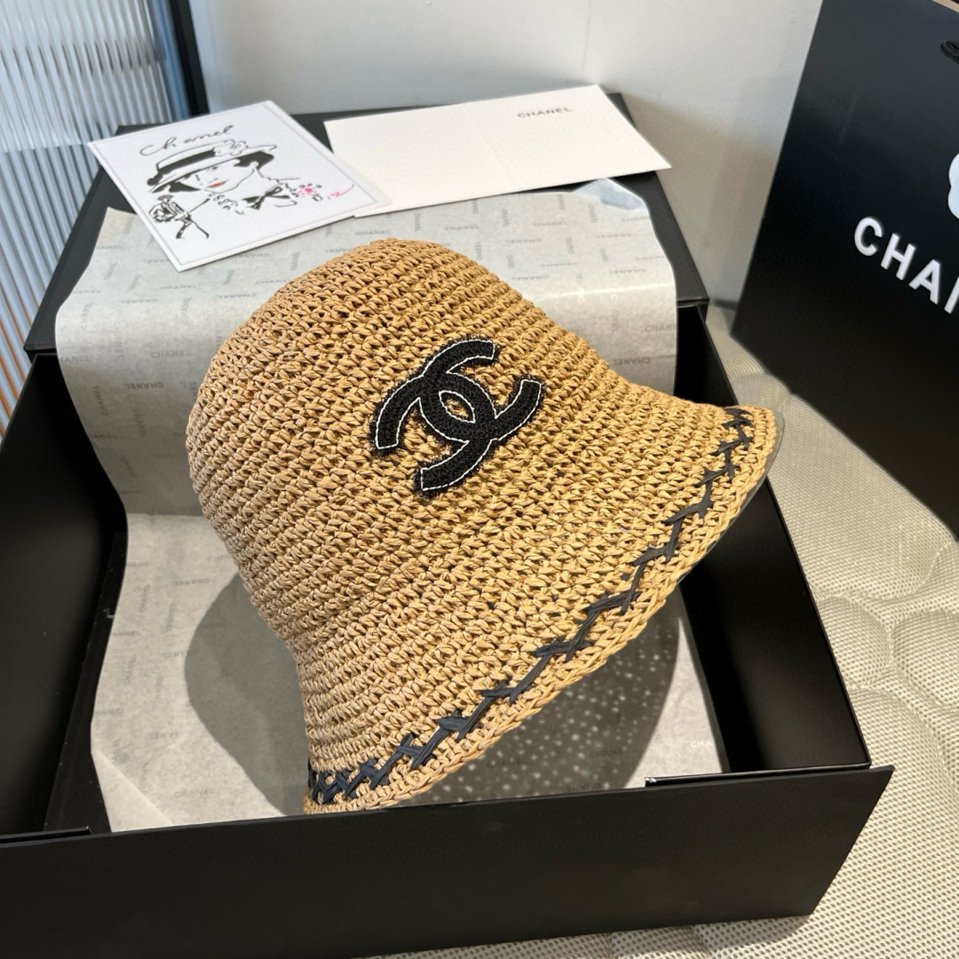 P

香奈儿Chanel 新款草帽，手工钩织草编帽，可折叠，携带方便，头围57cm