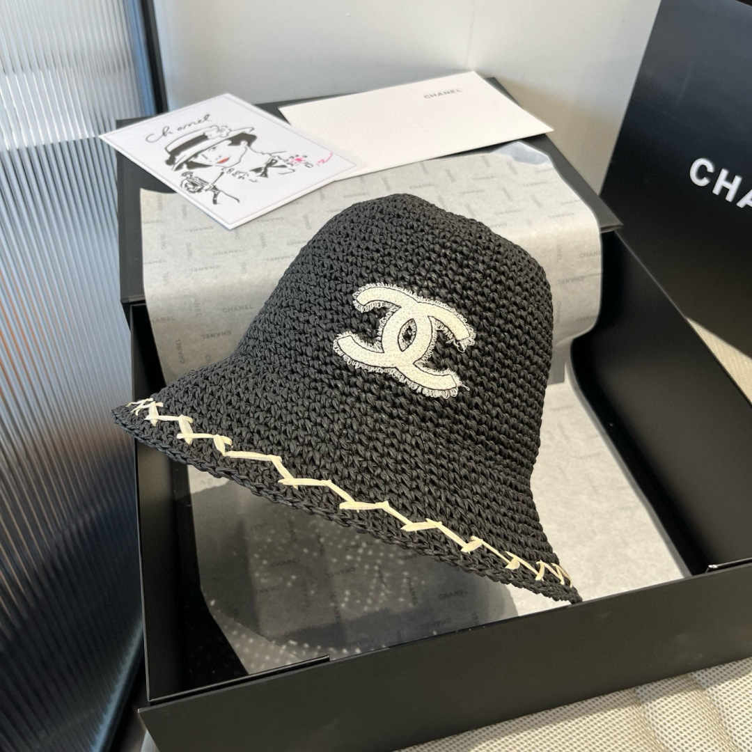 P

香奈儿Chanel 新款草帽，手工钩织草编帽，可折叠，携带方便，头围57cm