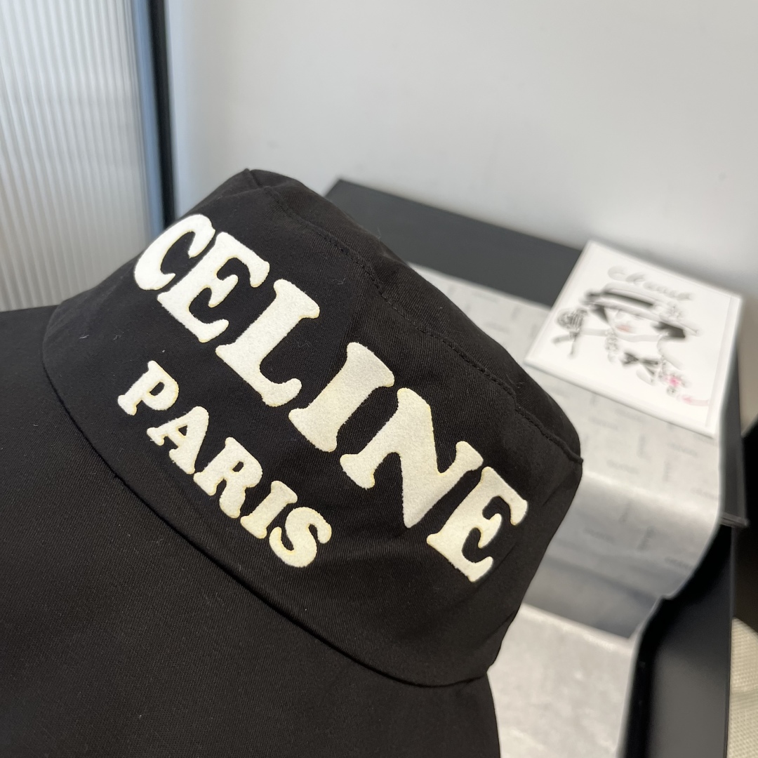 P

Celine赛琳新款渔夫帽，头围57cm