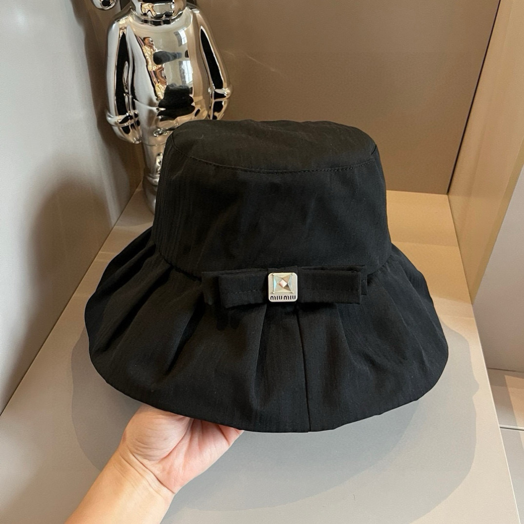 P

缪缪miumiu2024春夏新款布帽，百褶款渔夫帽，头围57cm