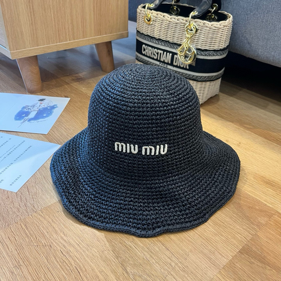 NO:343423,Miumiu 2025 summer folding straw hat, pure finish crochet, head circumference 57cm, foldable hat, straw hat, fisherman hat, baseball hat, hat, miumiu, espadrilles, hatsmiumiu缪缪2025夏款折叠草帽,纯收工钩织,头围57cm,可折叠帽子草帽渔夫帽棒球帽,帽子,miumiu,espadrilles,hats,hat