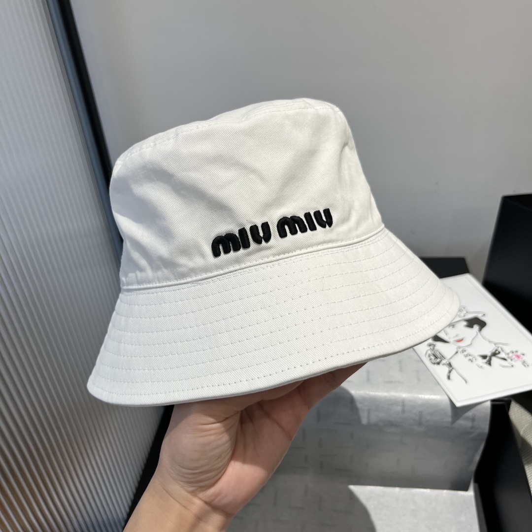 P

miumiu缪缪新款 纯棉渔夫帽，头围57cm