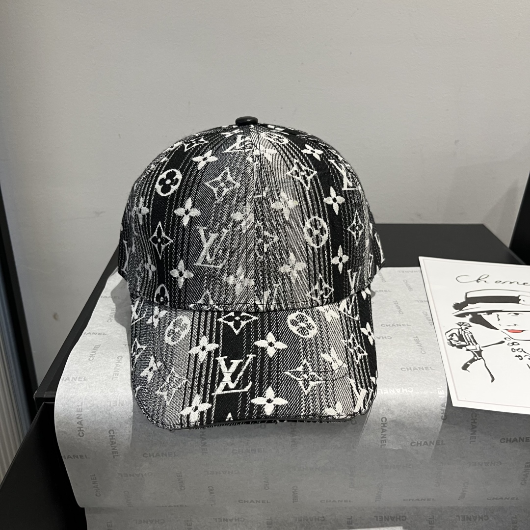 P

LV新款鸭舌帽，头围57cm