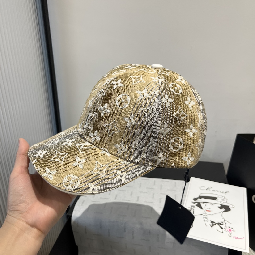 P

LV新款鸭舌帽，头围57cm