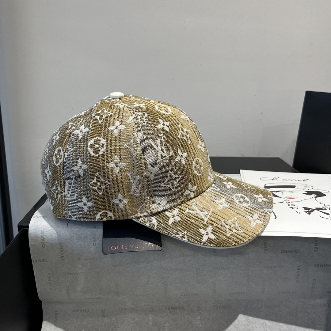 P

LV新款鸭舌帽，头围57cm