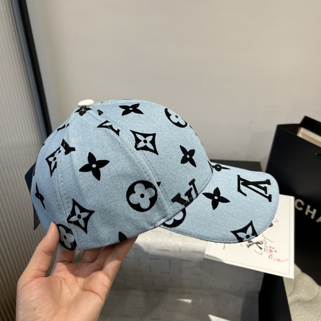 P

LV新款鸭舌帽，头围57cm