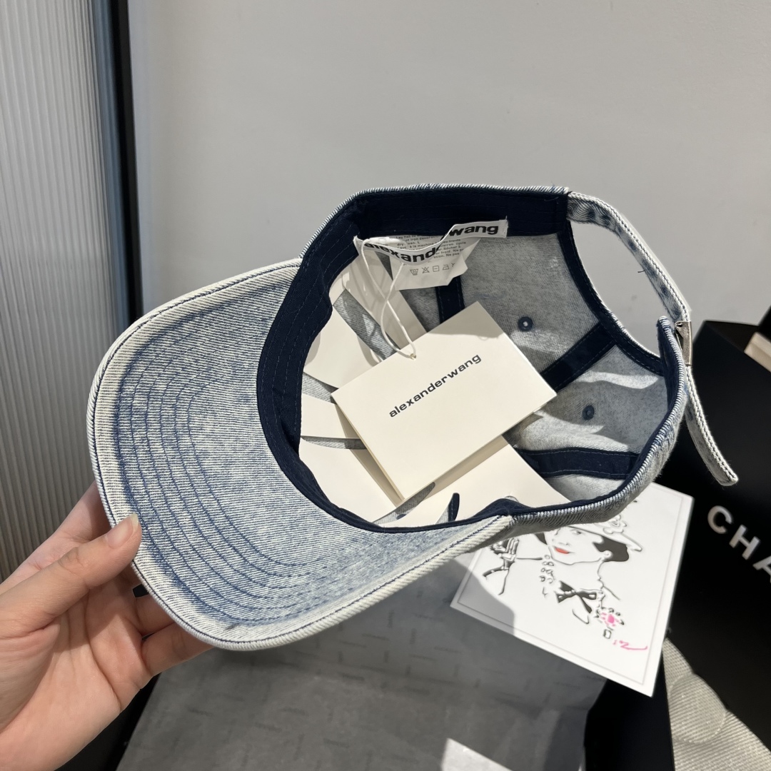 P

大王新款鸭舌帽，头围57cm