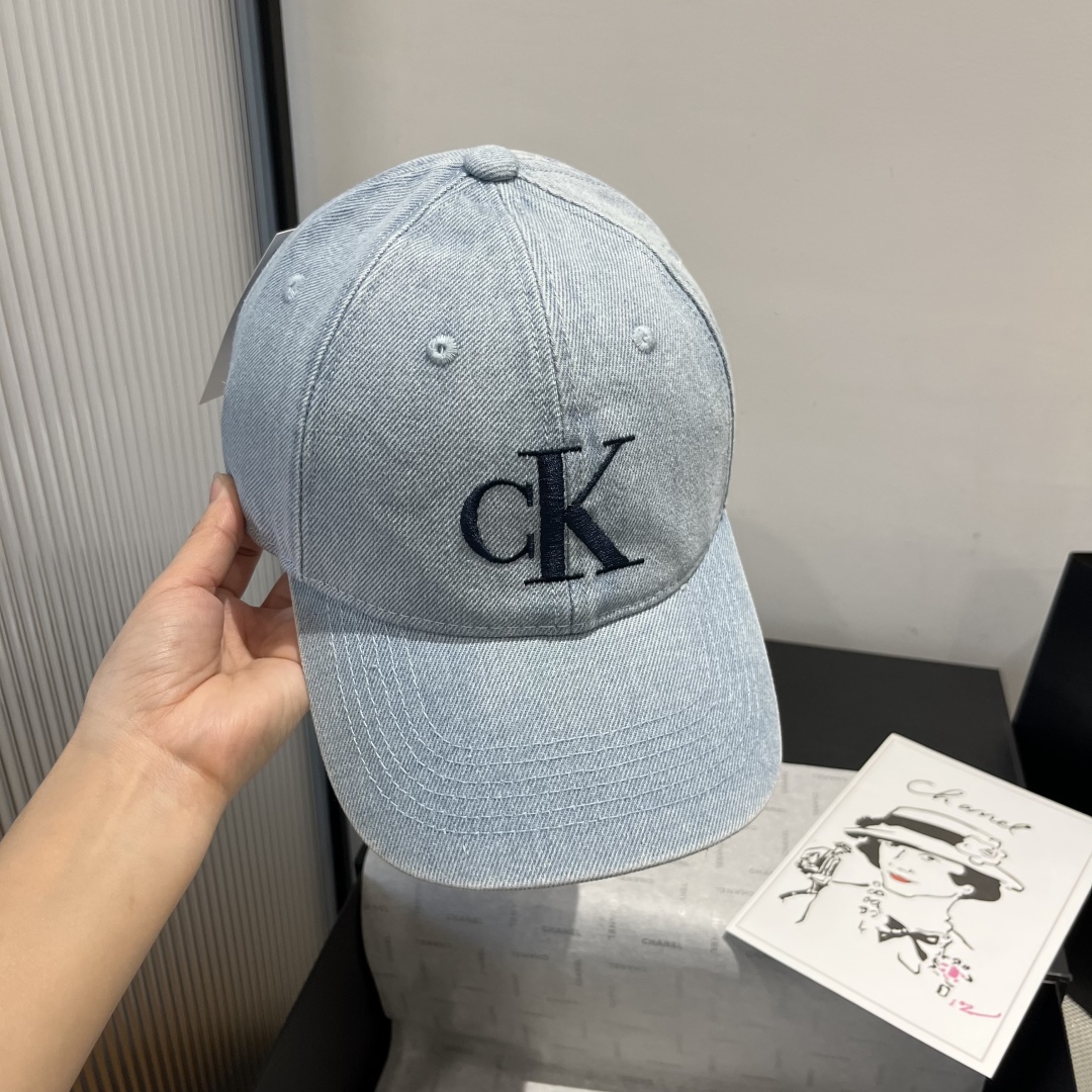P

CK潮牌新款鸭舌帽，头围57cm