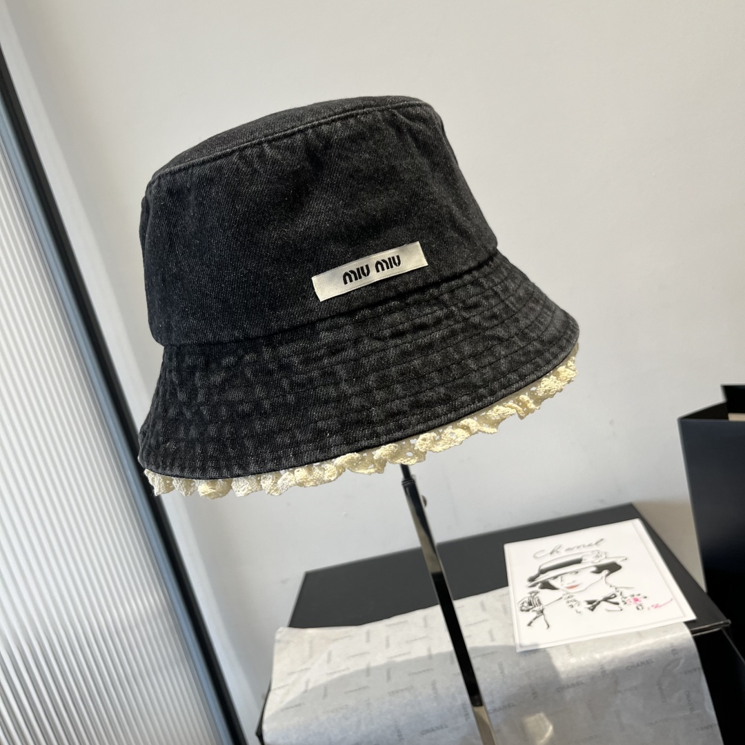 P

miumiu缪缪新款牛仔渔夫帽，头围57cm