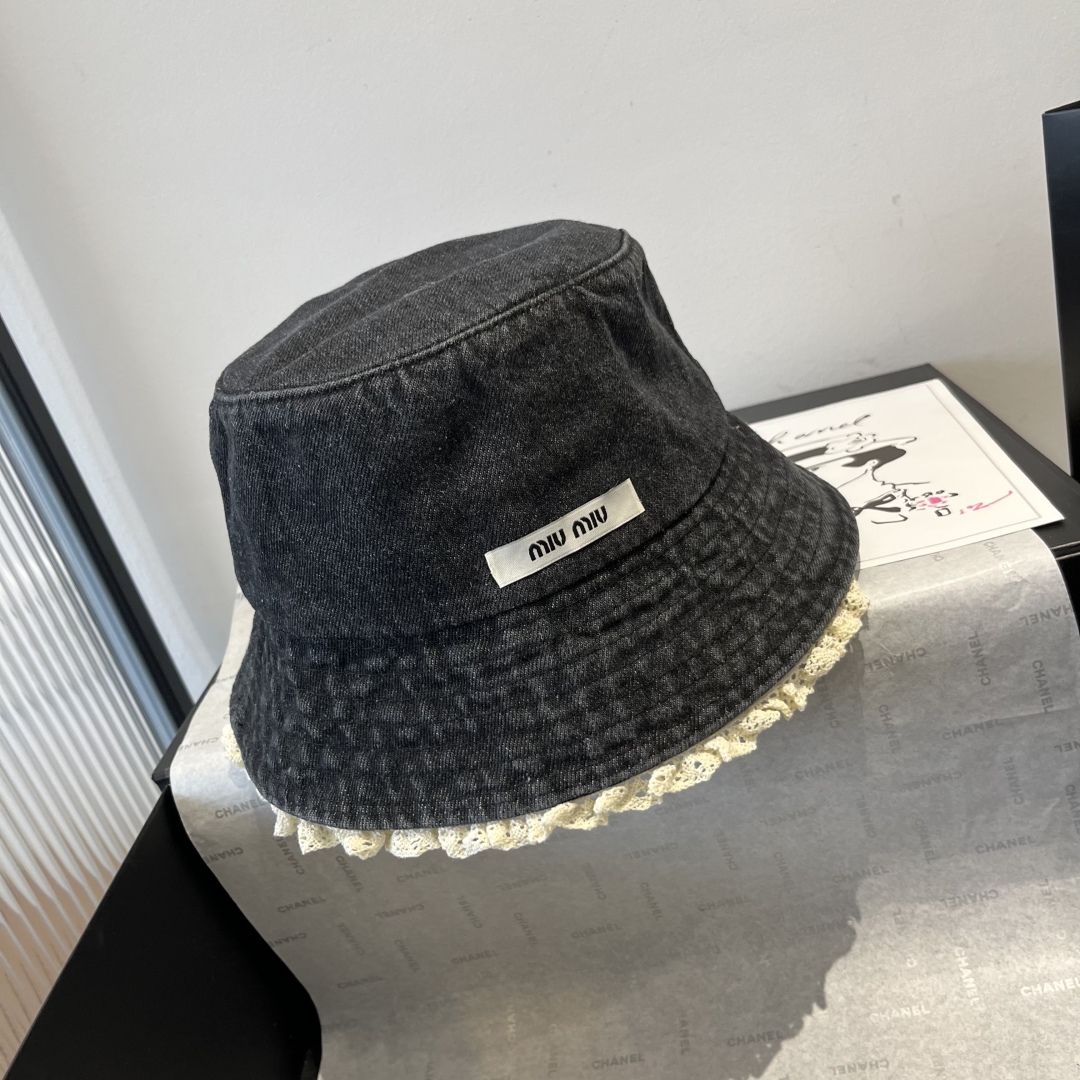 P

miumiu缪缪新款牛仔渔夫帽，头围57cm