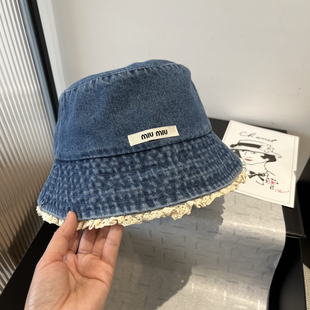 P

miumiu缪缪新款牛仔渔夫帽，头围57cm