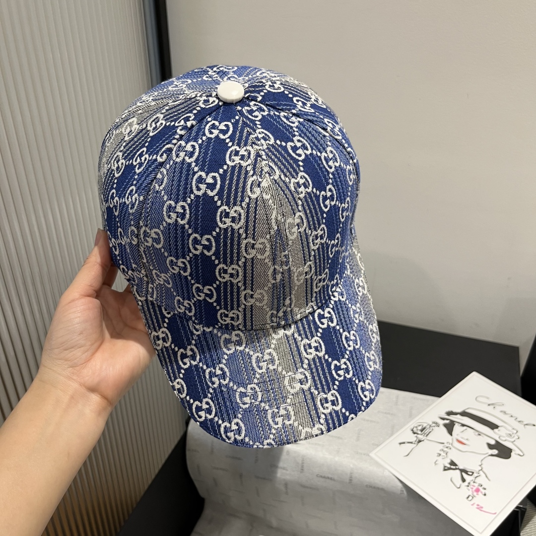 P

Gucci古奇新款鸭舌帽，头围57cm