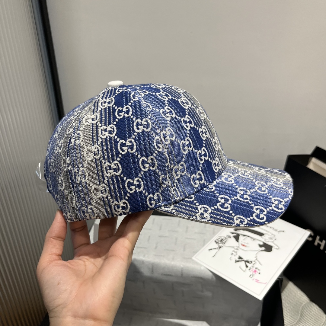 P

Gucci古奇新款鸭舌帽，头围57cm