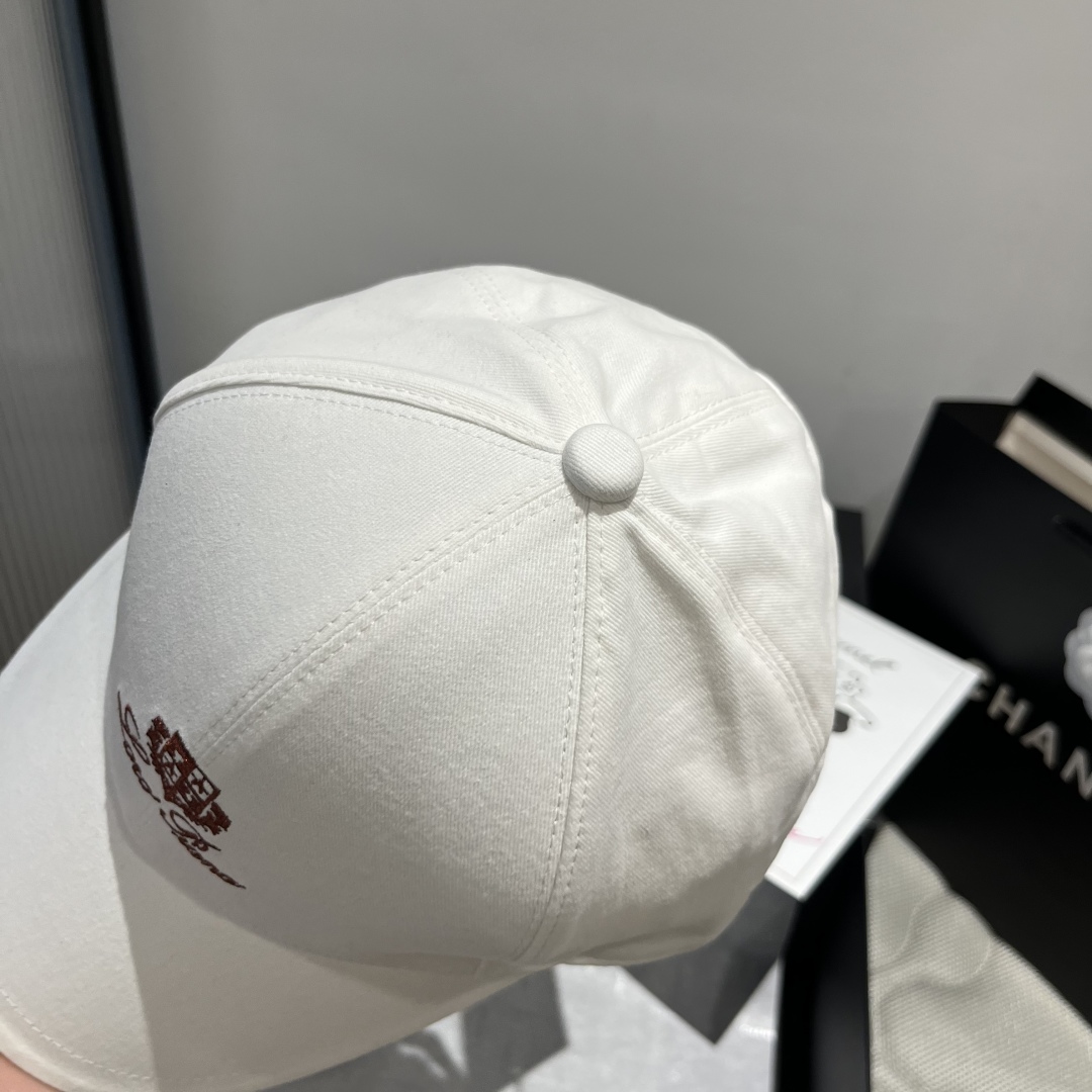 P

LP新款Loro Piana  新款高版本棒球帽