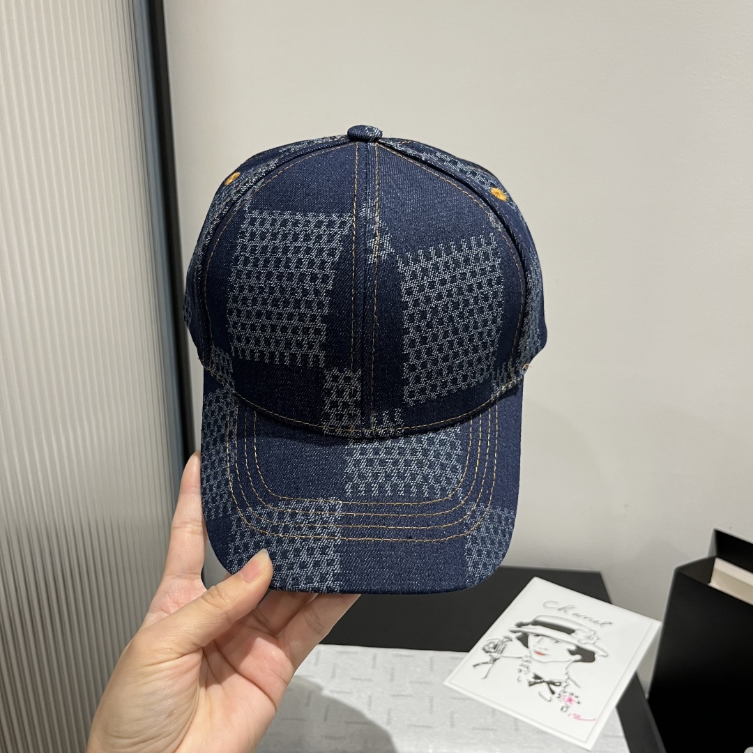 P

LV新款鸭舌帽，头围57cm