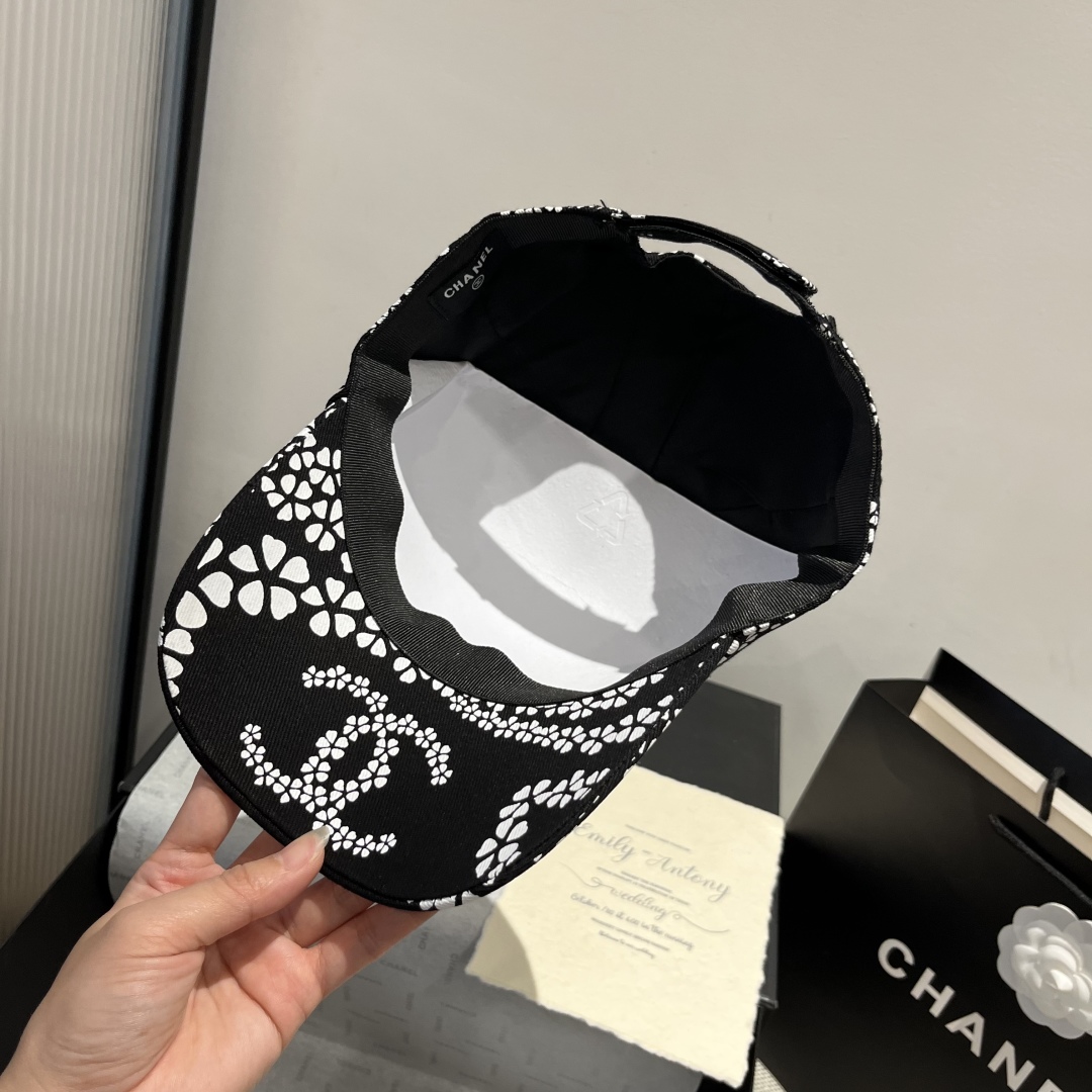 Chanel Baseball Cap - Black and White Floral Pattern,Head Circumference 57cm 9 cmp i1750272785884 3241 0 7