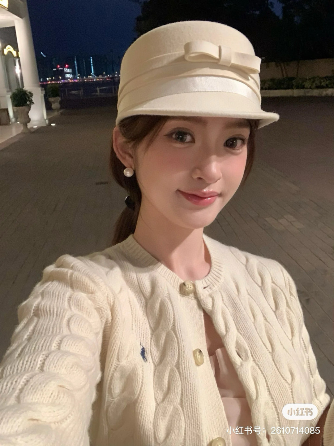 NO:356330,White Chanel wool military cap, 100% wool fabric, must-have for internet celebrity bloggers, head circumference 57cm hat, straw hat, fisherman hat, baseball hat, hat, chanel, chanel, espadrilles, hats白色 Chanel香奈儿羊毛军帽,百分百羊毛面料,网红博主必备,头围57cm帽子草帽渔夫帽棒球帽,帽子,chanel,chanel,espadrilles,hats,hat