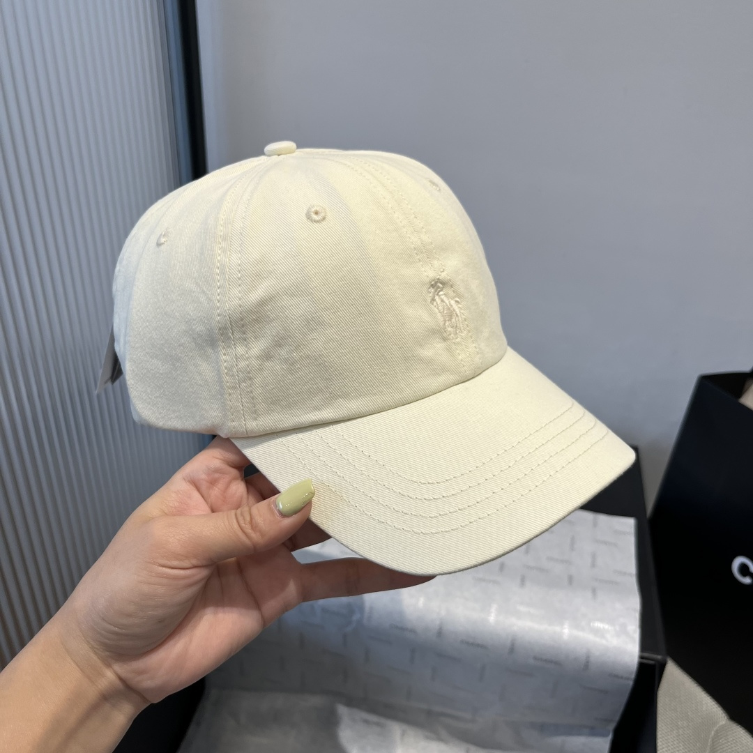 🆕

POLO潮牌新款鸭舌帽，头围57cm
