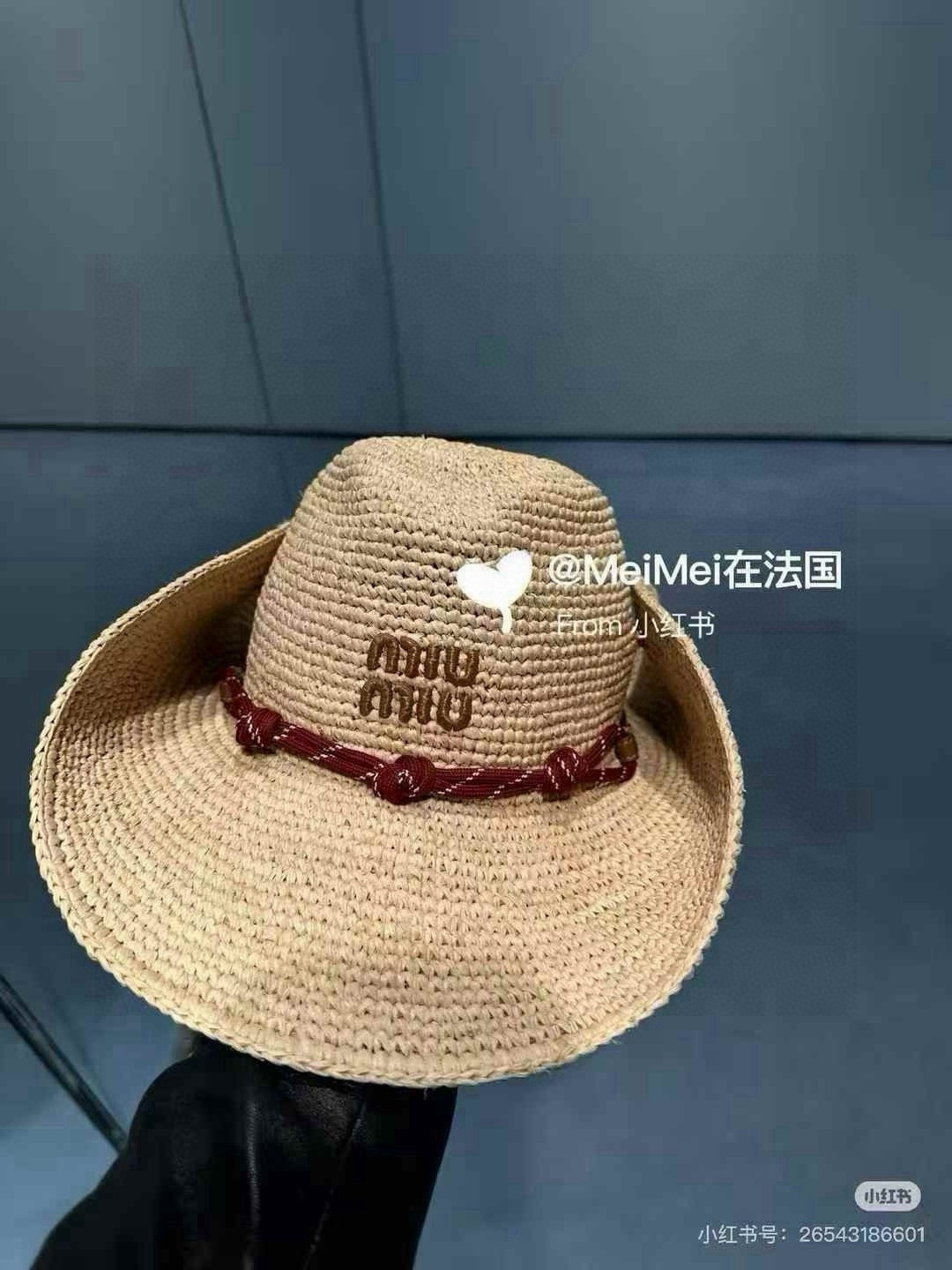 NO:359164,Miumiu official Rafia top hat, 2025 new sun hat, pure hand crochet, heavy-duty, head circumference 57cm, buy and cherish, small production hat, straw hat, fisherman hat, baseball hat, hat, miumiu, espadrilles, hats缪缪miumiu官方款拉菲草礼帽,2025新款遮阳帽,纯手工钩织,重工打造,头围57cm 且买且珍惜,产量少帽子草帽渔夫帽棒球帽,帽子,miumiu,espadrilles,hats,hat