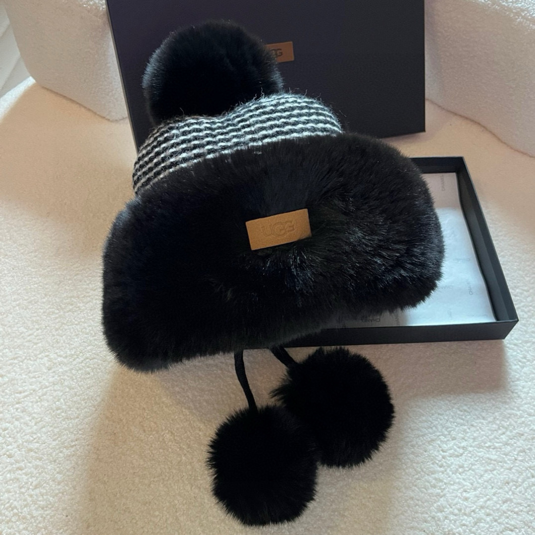 🆕

Ugg护耳保暖帽，加毛内里，轻盈舒适，四个色