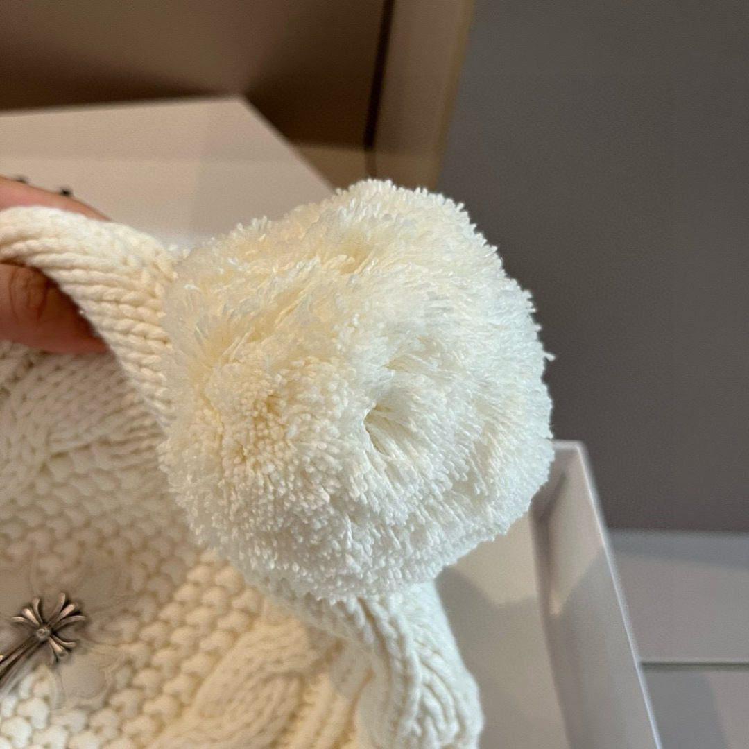 🆕

克罗心新款针织护耳帽，高级定制