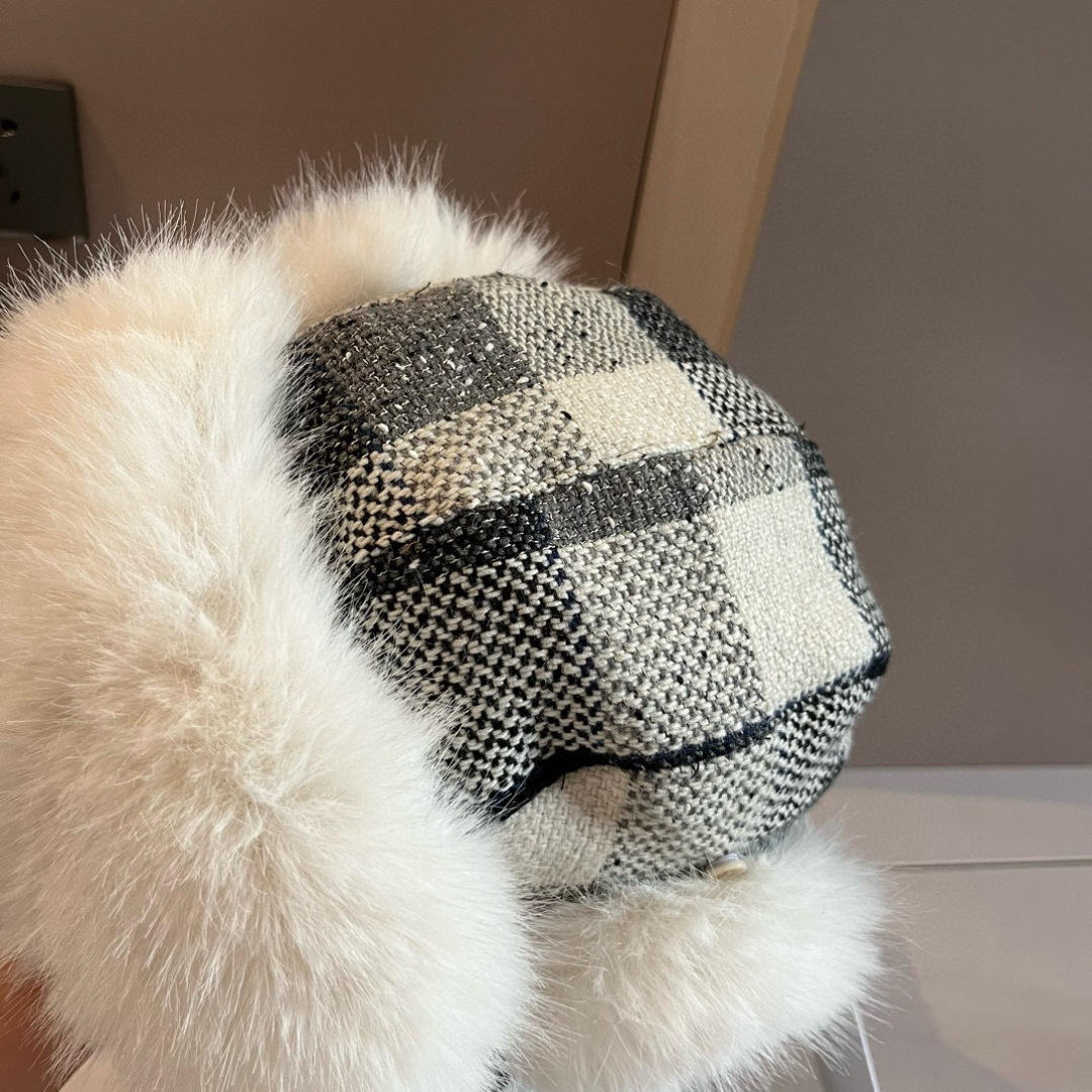 🆕

Prada普拉达新款护耳雷锋帽