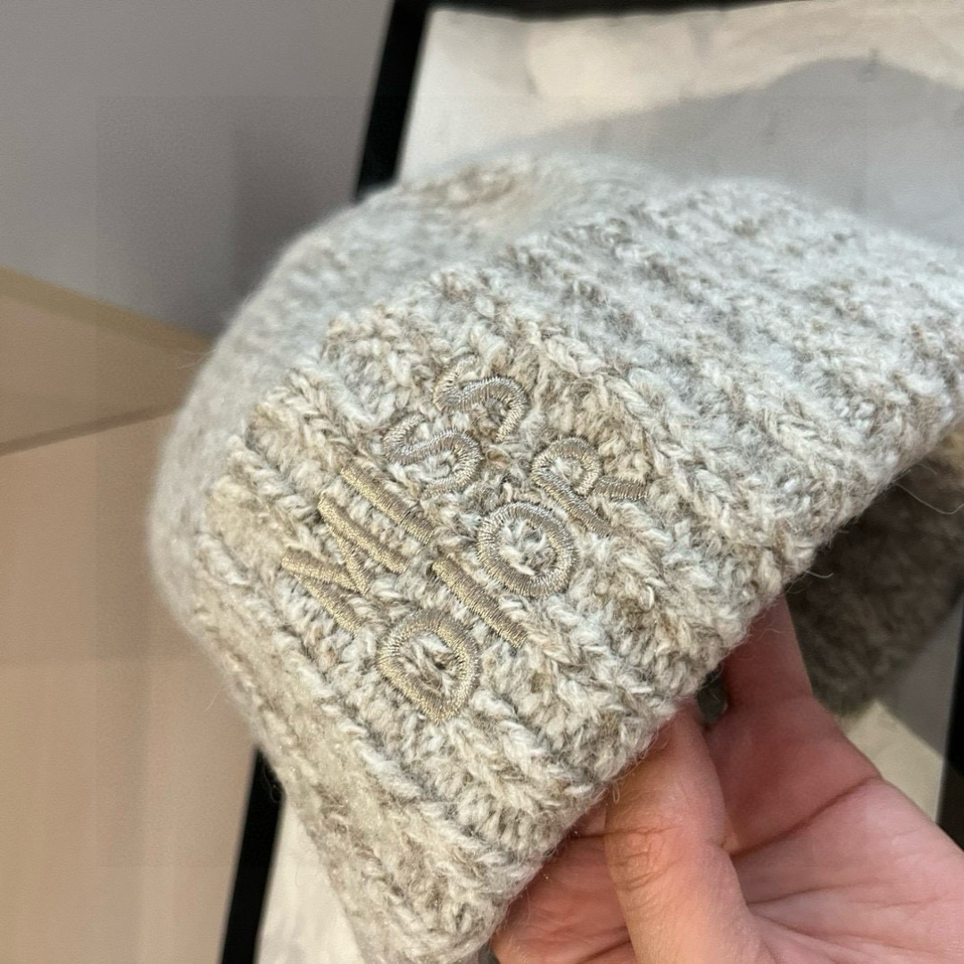🆕

Dior Miss迪奥针织毛线帽，羊毛帽