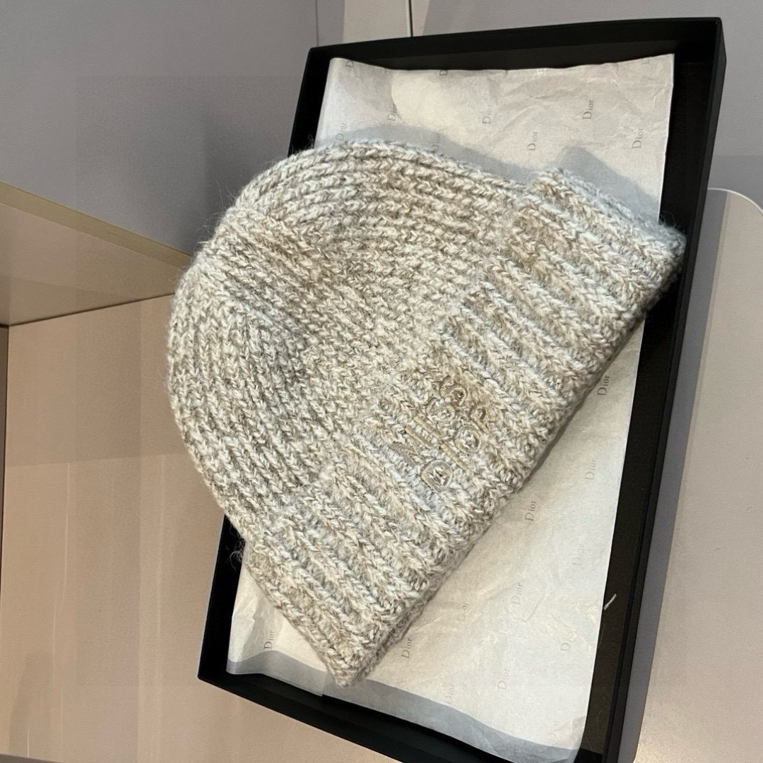 🆕

Dior Miss迪奥针织毛线帽，羊毛帽