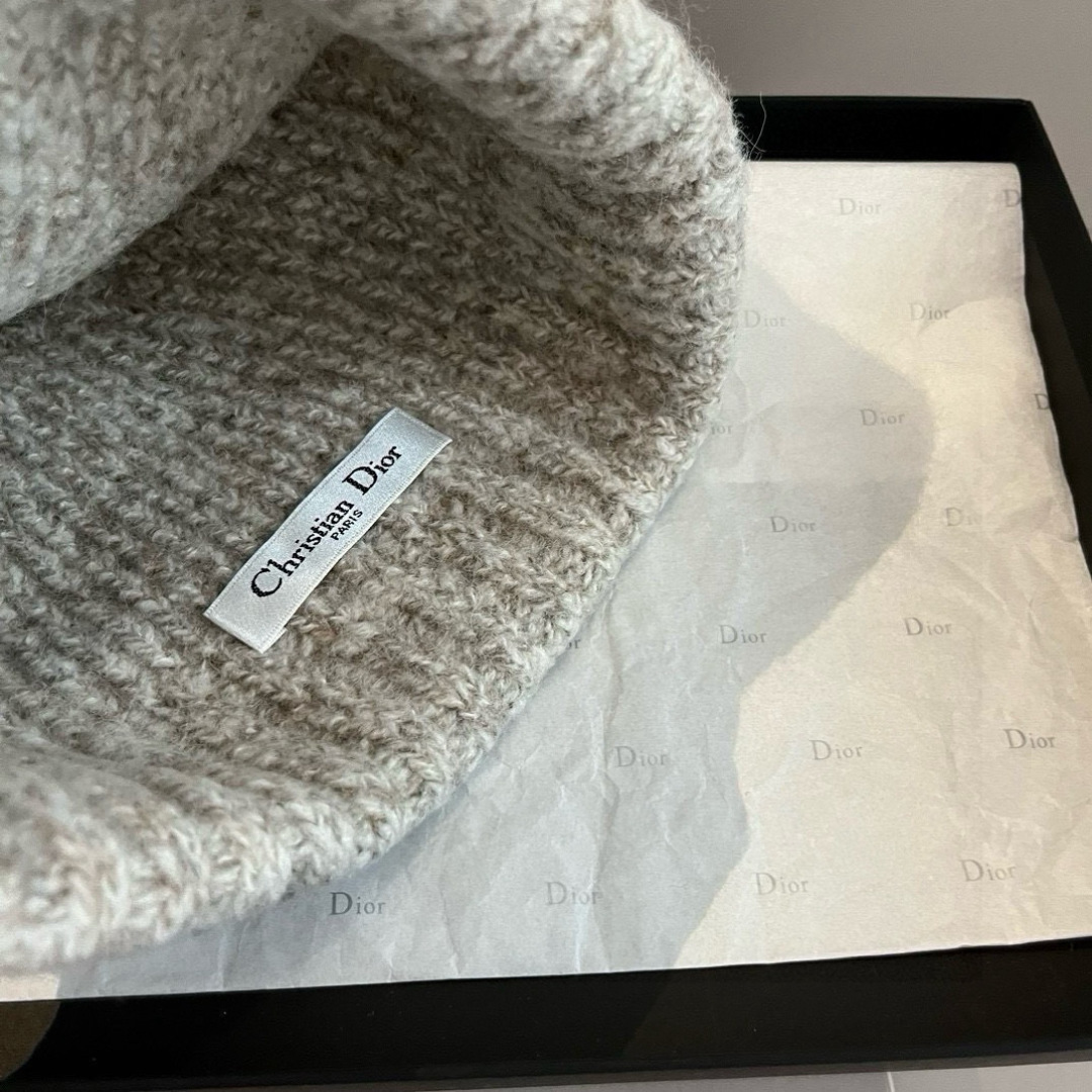 🆕

Dior Miss迪奥针织毛线帽，羊毛帽