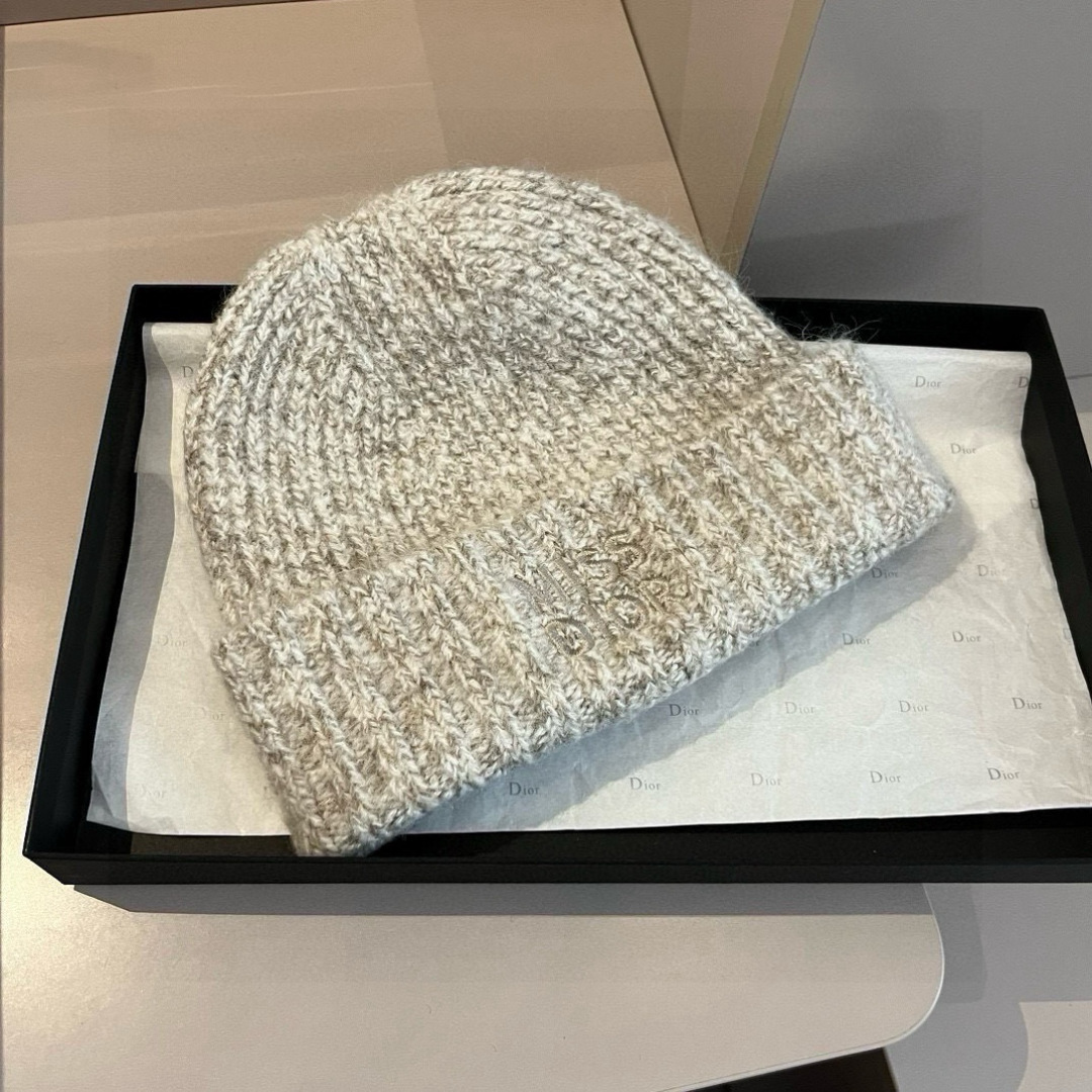 🆕

Dior Miss迪奥针织毛线帽，羊毛帽