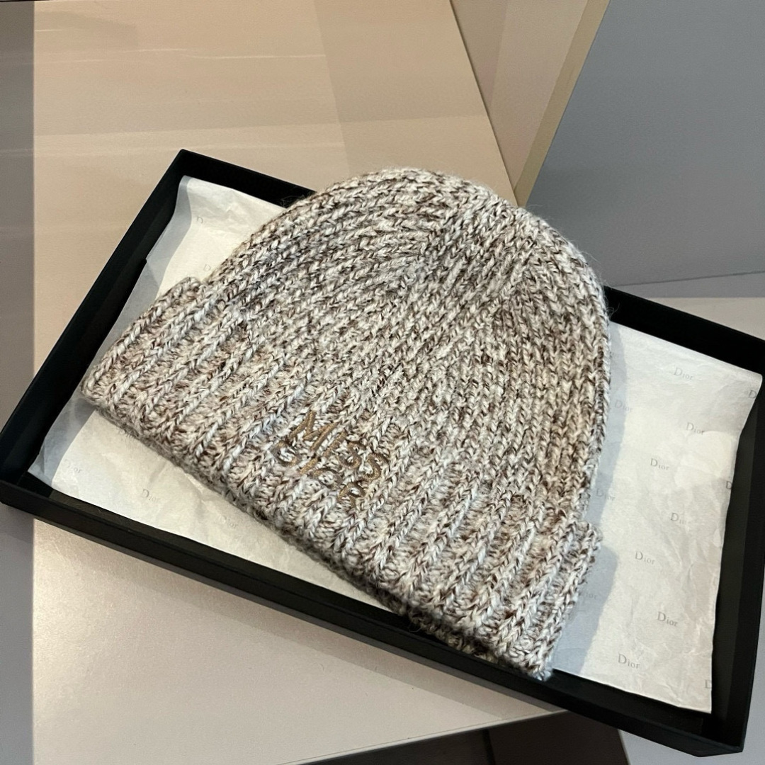 🆕

Dior Miss迪奥针织毛线帽，羊毛帽