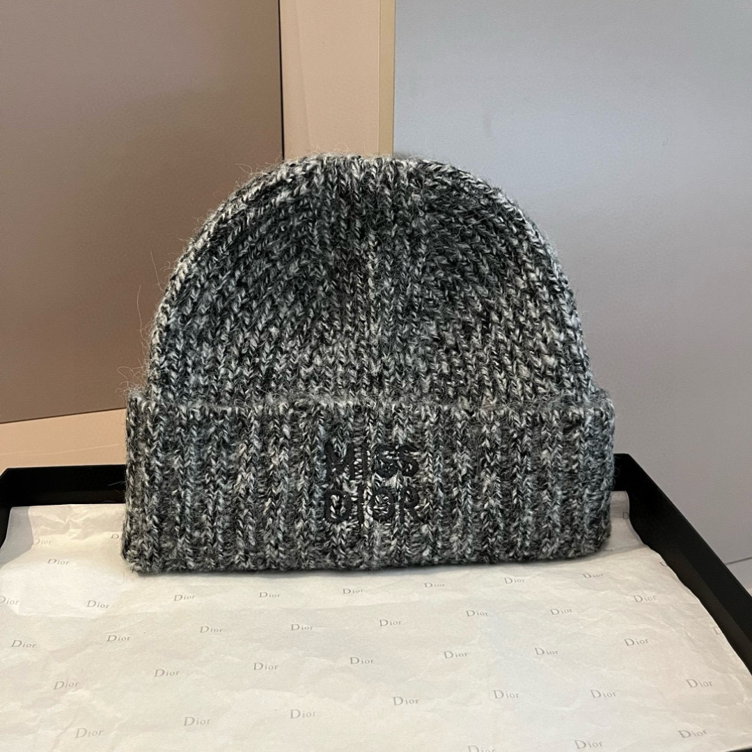 🆕

Dior Miss迪奥针织毛线帽，羊毛帽