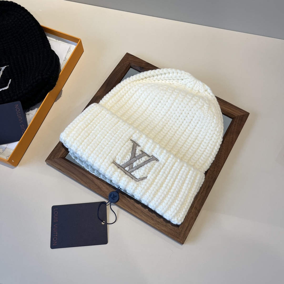 🆕

Lv路易威登专柜货，针织毛线帽，男女同款 正品开模