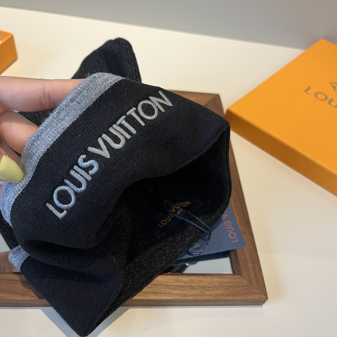 🆕

Lv路易威登专柜货，针织毛线帽，男女同款 正品开模