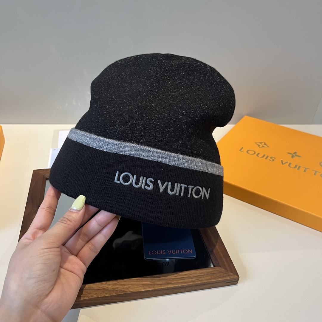 🆕

Lv路易威登专柜货，针织毛线帽，男女同款 正品开模