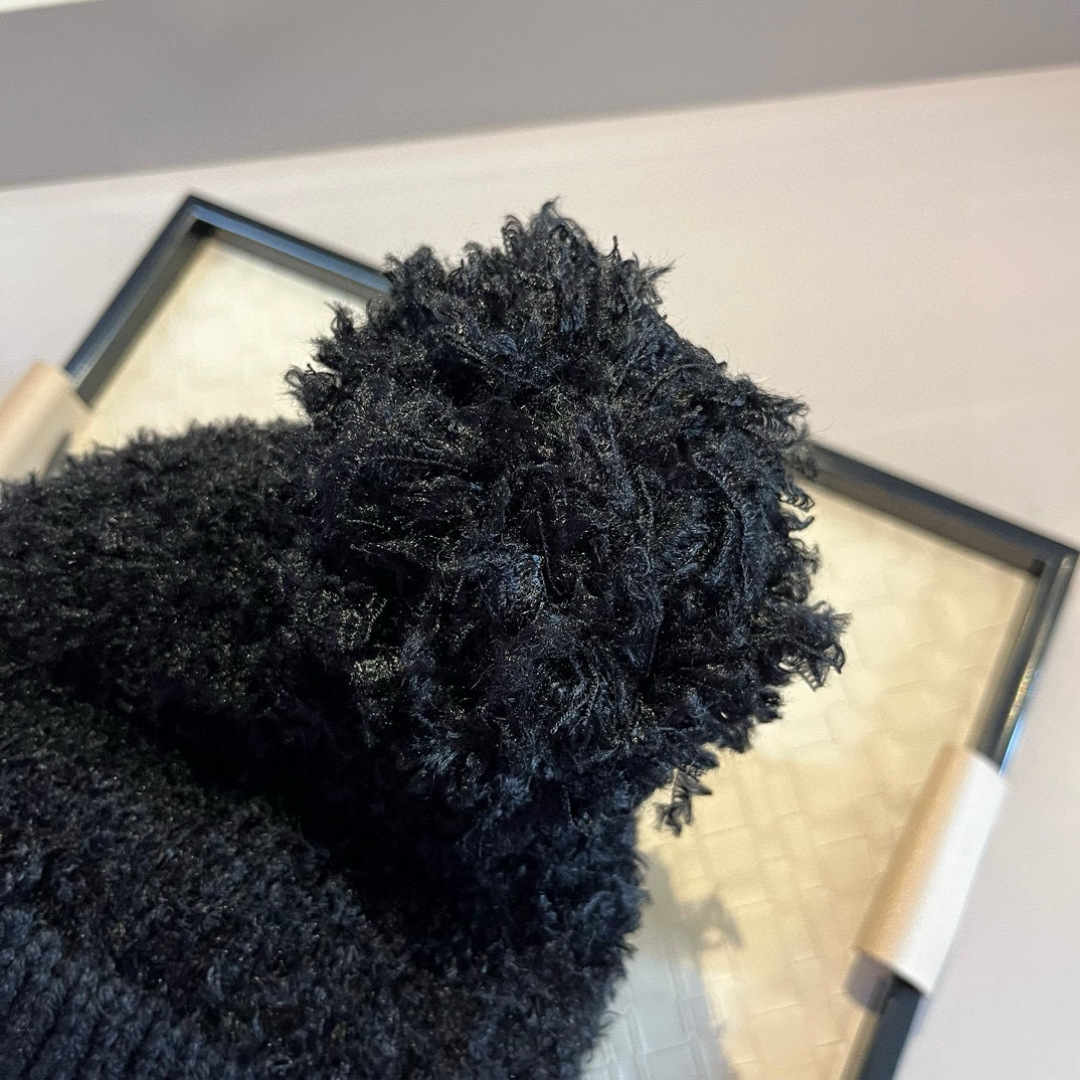 🆕

LOEWE罗意威秋冬新款护耳帽，黑 卡其两色