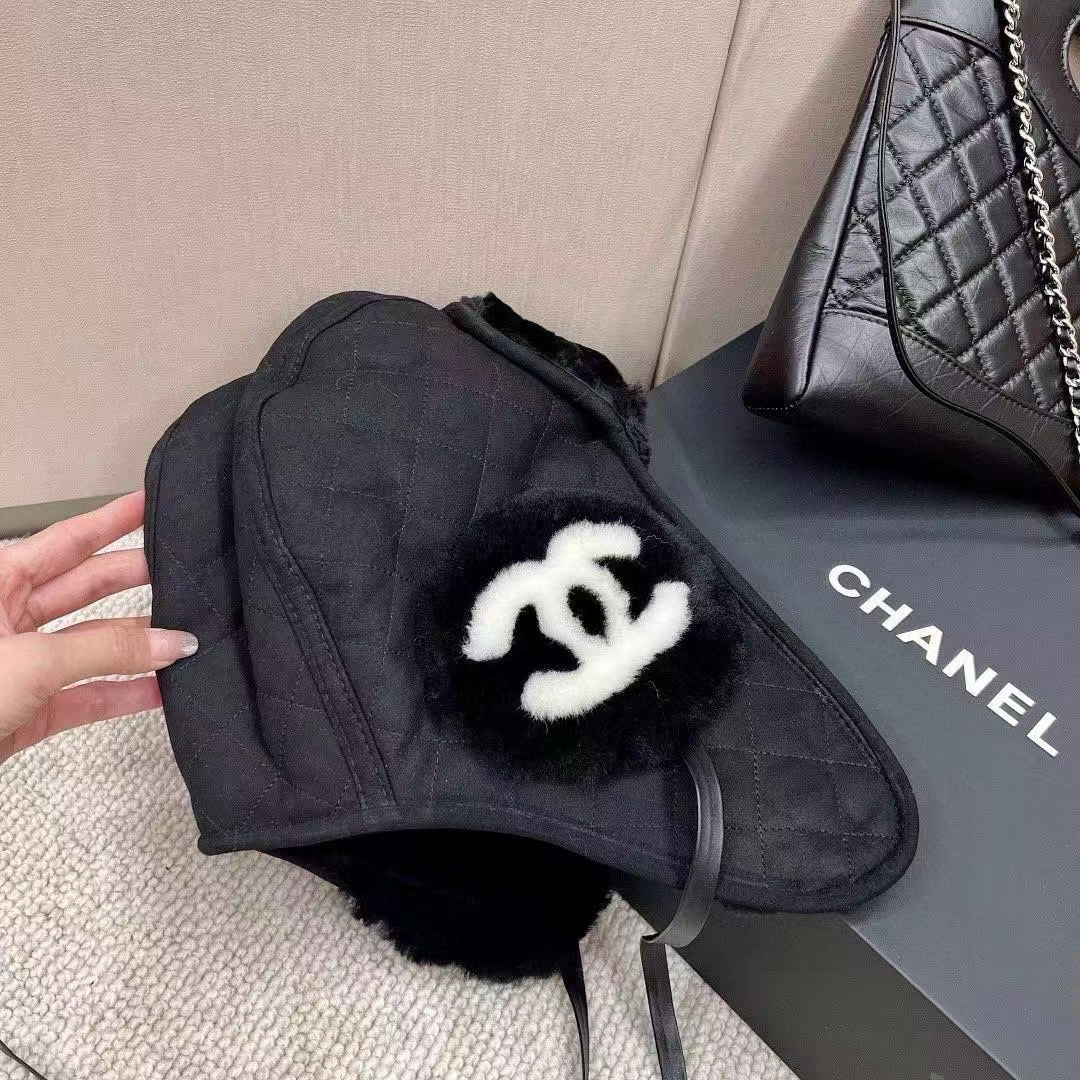 🆕 

Chanel香奈儿护耳帽